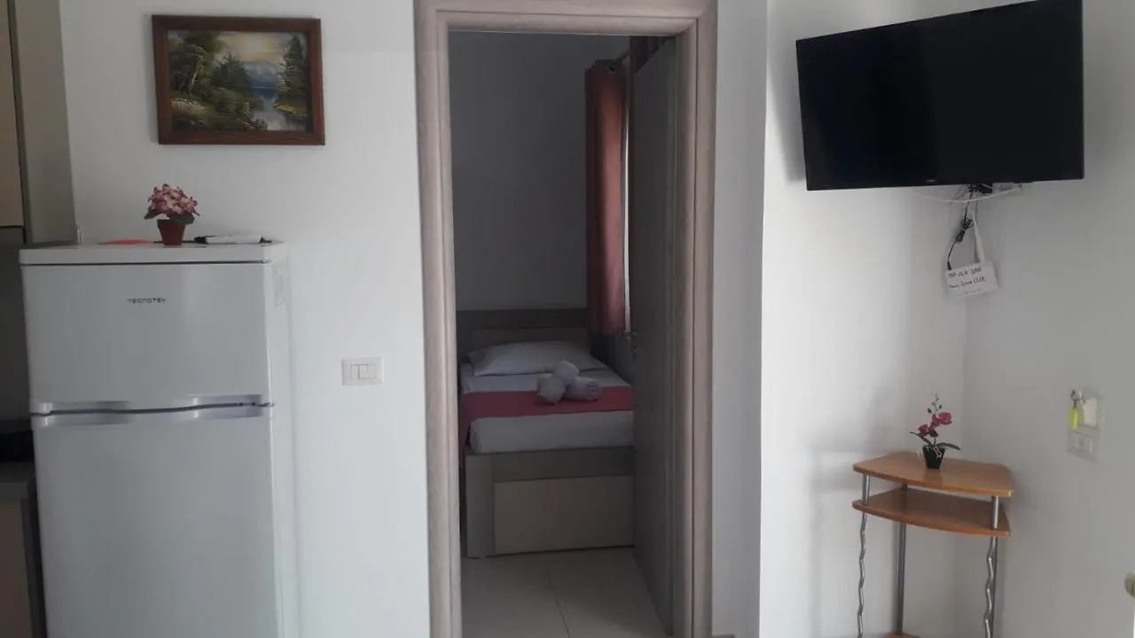 Vila Juna Ksamil