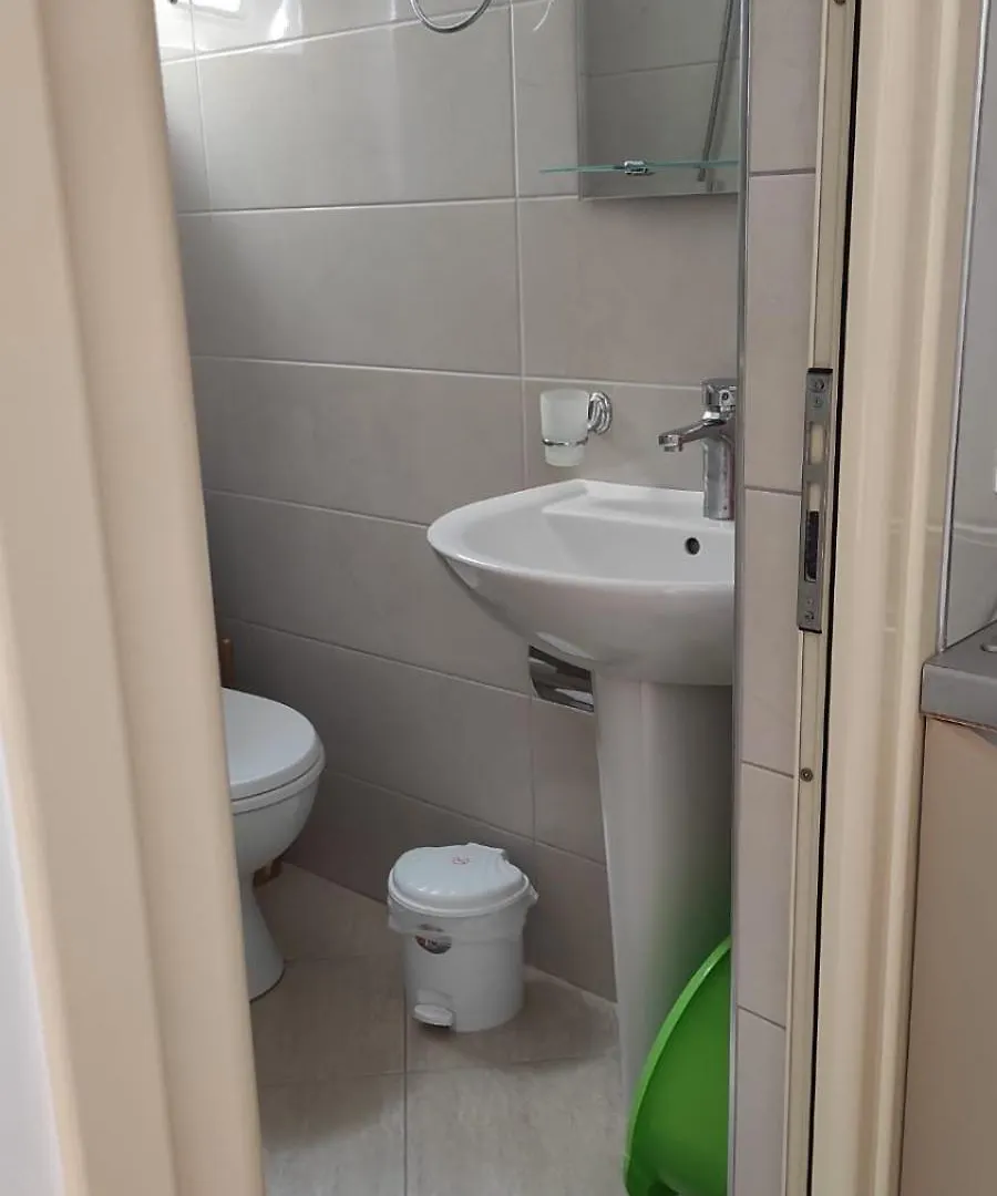 Guest house Vila Juna Ksamil Albania
